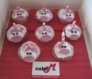 Roze eenhoorncupcakes