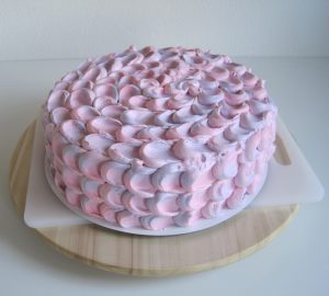 Petal cake ~purple, burgundy en ruby red.